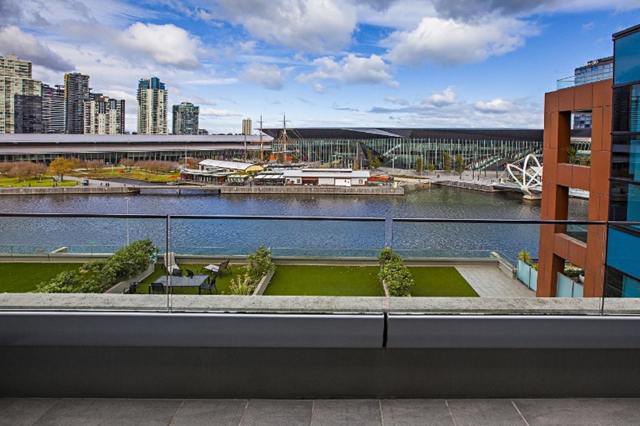 Melbourne Holiday Apartments Flinders Wharf Eksteriør bilde